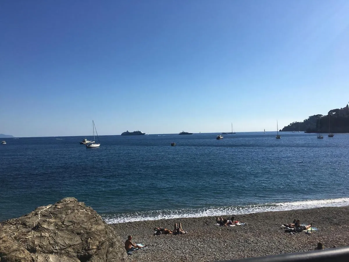 Vicino Al Mare Apartment Santa Margherita Ligure Italy